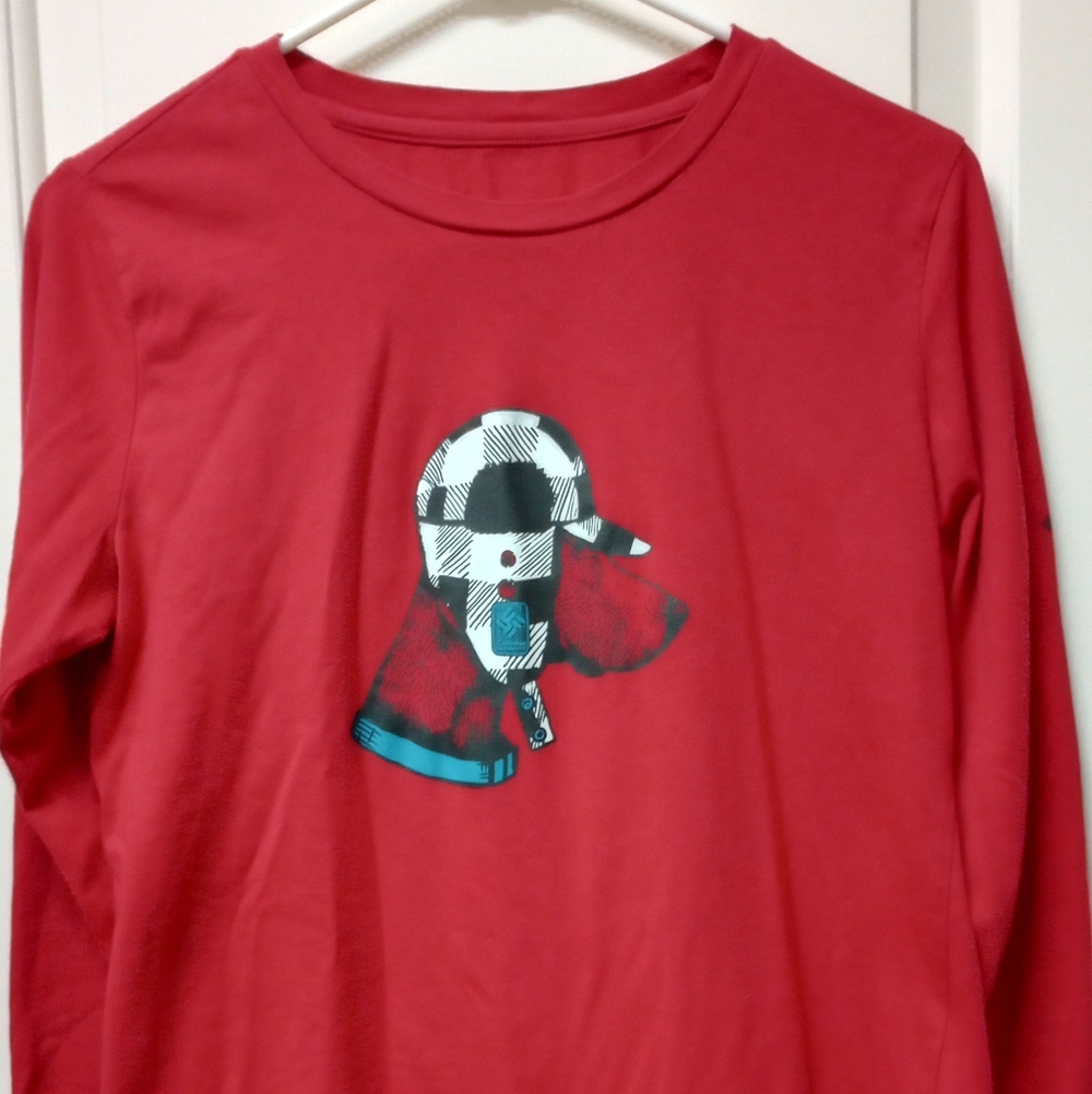 Columbia Women's Long Sleeve Shirt with Dog Graphic